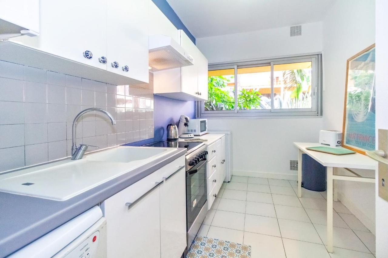 Cuty - Bel Et Spacieux Apt Avec Magnifique Vue Mer Et Piscine Saint Gilles Les Bains Ngoại thất bức ảnh