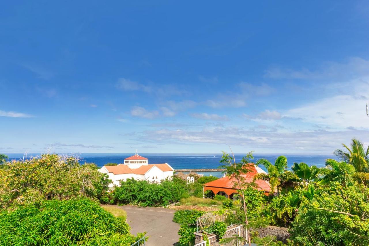 Cuty - Bel Et Spacieux Apt Avec Magnifique Vue Mer Et Piscine Saint Gilles Les Bains Ngoại thất bức ảnh